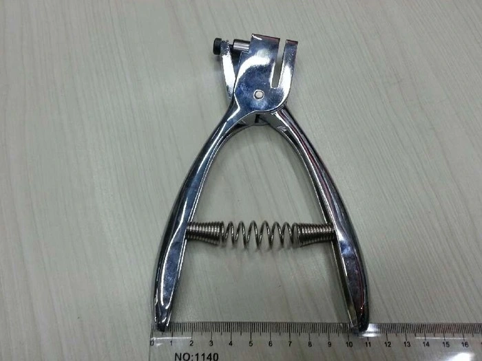Hole Puncher Office Stationery Punching Forceps
